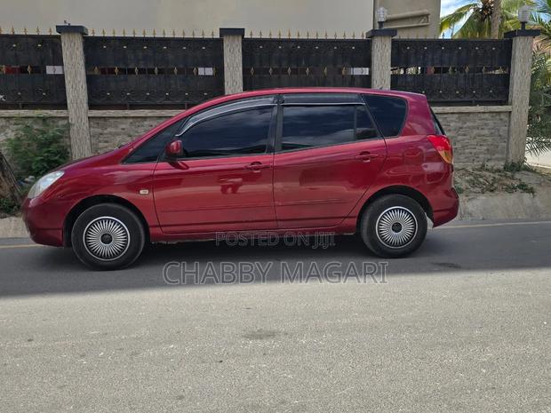 Toyota Corolla Spacio 1.5 X 2004 Maroon