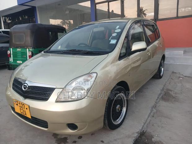 Toyota Corolla Spacio 1.5 X 2003 Gold