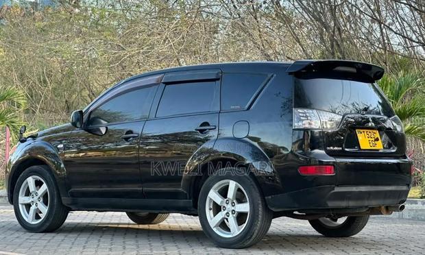 Mitsubishi Outlander 2008 Black