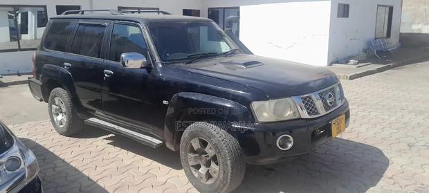Nissan Patrol 2009 Black