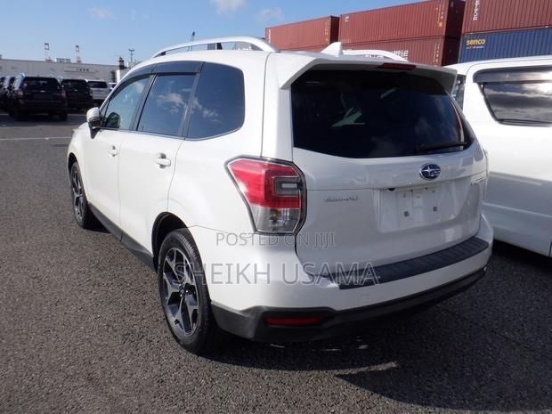 Subaru Forester 2.0XT Premium AWD 2016 White