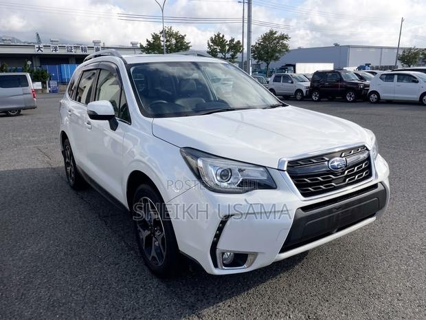 Subaru Forester 2.0XT Premium AWD 2016 White