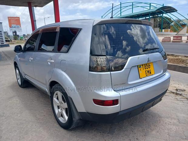 Mitsubishi Outlander 2006 Silver
