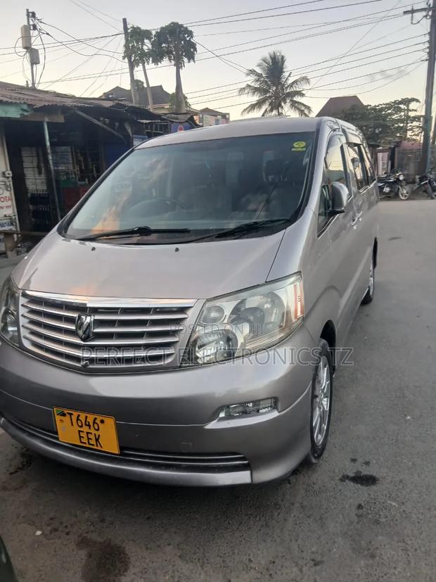 Toyota Alphard 2006