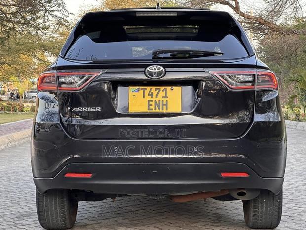 Toyota Harrier 2016 Black