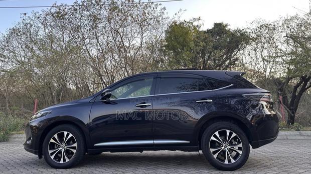 Toyota Harrier 2016 Black