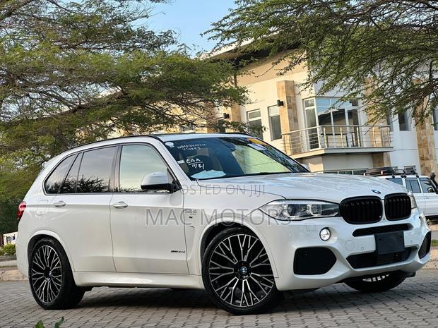 BMW X5 xDrive35d 4dr SUV AWD (3.0L 6cyl Turbodiesel 8A) 2015 White