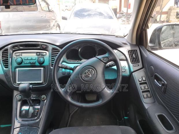 Toyota Kluger 2007 Black