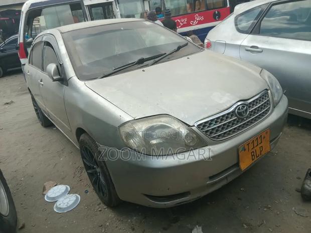 Toyota Corolla 2002 Silver