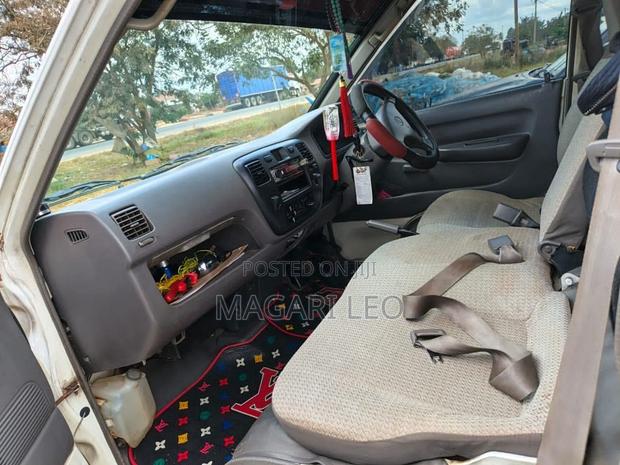Toyota TownAce 2004 White