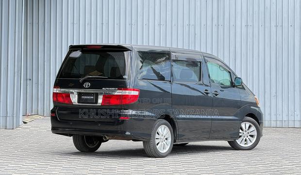 Toyota Alphard 2002 Black
