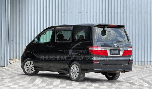 Toyota Alphard 2002 Black