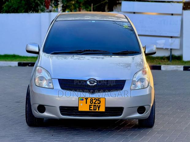Toyota Corolla Spacio 2005 Silver