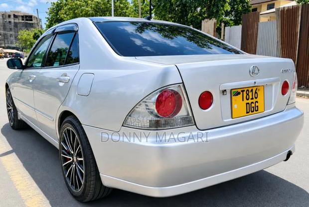 Toyota Altezza 2004 Silver
