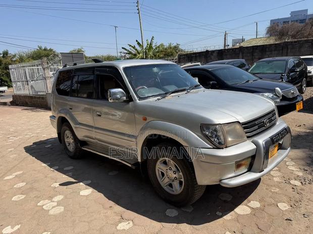Toyota Land Cruiser Prado 2003 Silver