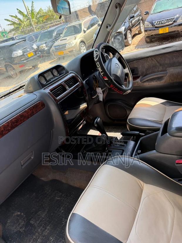 Toyota Land Cruiser Prado 2003 Silver