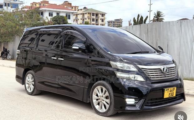 Toyota Vellfire V 2.4 4WD 7-Seater 2011 Black