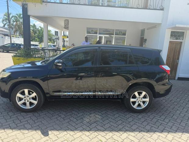 Toyota Vanguard 2007 Black