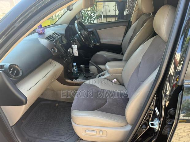 Toyota Vanguard 2007 Black