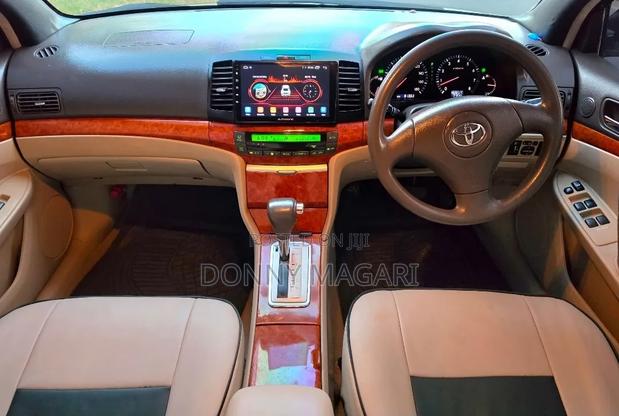 Toyota Premio 2006 White
