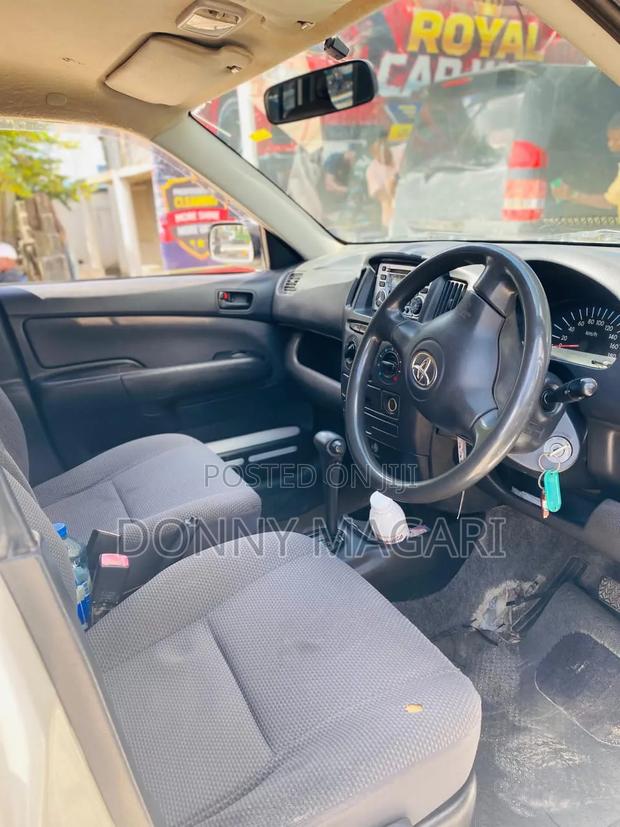 Toyota Probox 2006 White