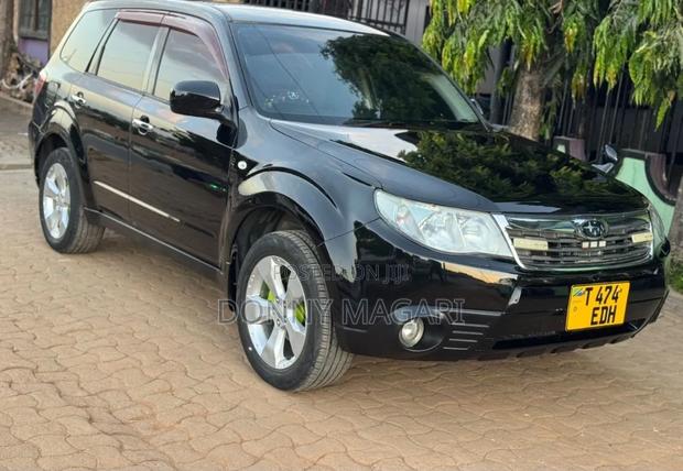 Subaru Forester 2010 Black