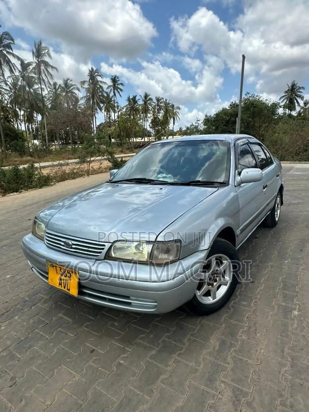 Toyota Corsa 2003 Silver
