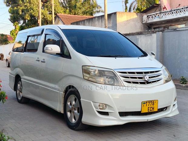Toyota Alphard 2008 White