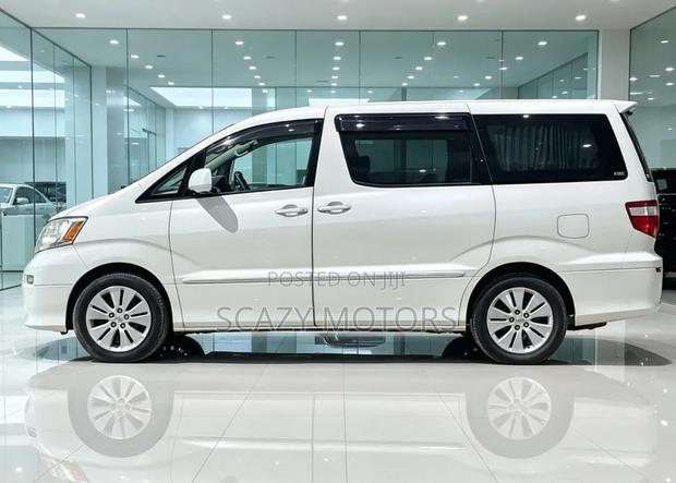 Toyota Alphard 2003 White