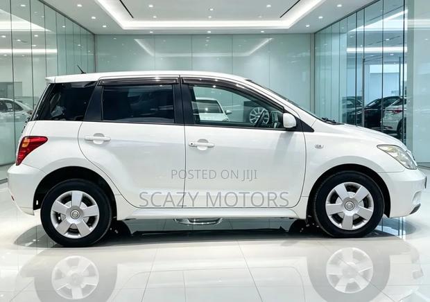 Toyota IST 2005 White