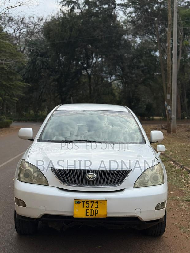 Toyota Harrier 3.0 V6 2005 Pearl