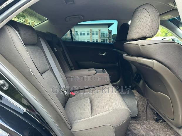Toyota Crown 2009 Black