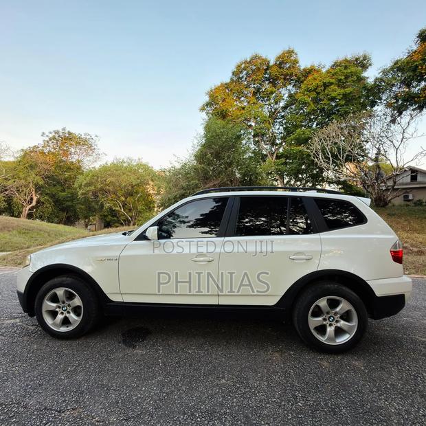 BMW X3 xDrive30i 2010 White