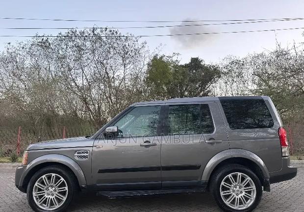 Land Rover Discovery 2011 Silver