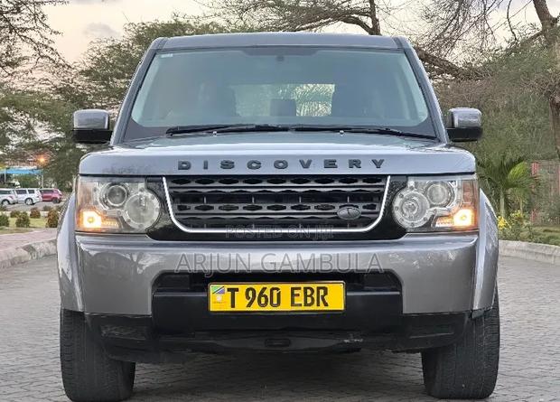 Land Rover Discovery 2011 Silver
