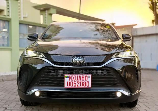 Toyota Harrier 2022 Black