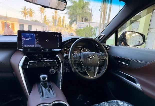 Toyota Harrier 2022 Black