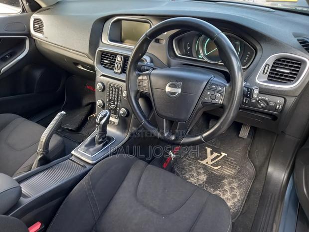 Volvo V40 2014 Blue
