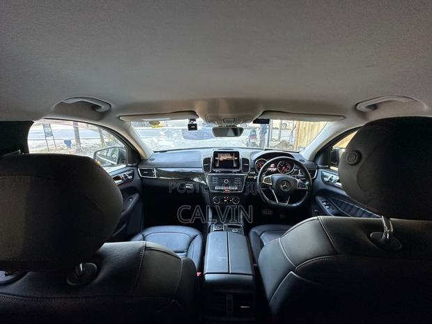 Mercedes-Benz GLE-Class 2017 Black