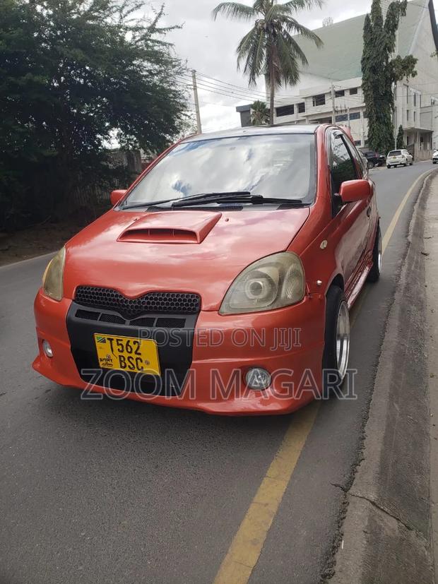 Toyota Vitz 2002 Orange