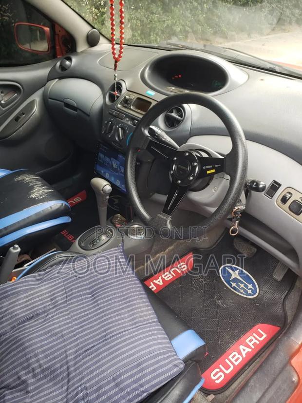 Toyota Vitz 2002 Orange