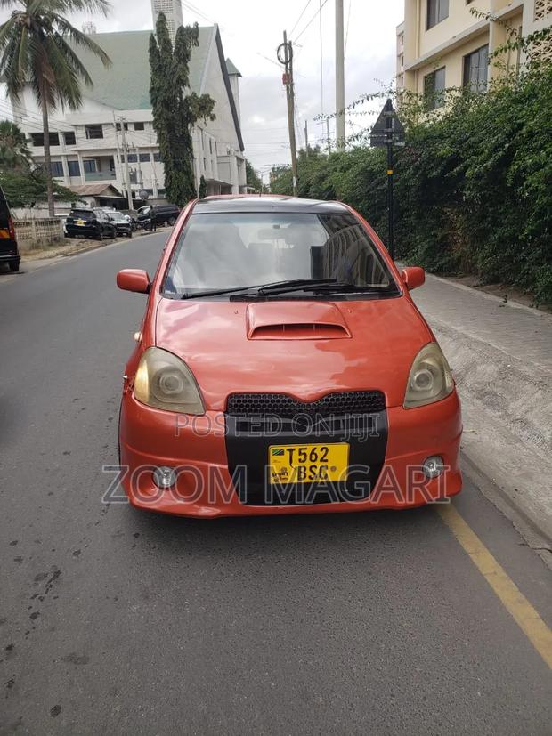 Toyota Vitz 2002 Orange