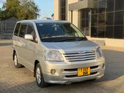 Toyota Noah 2006 Silver for sale