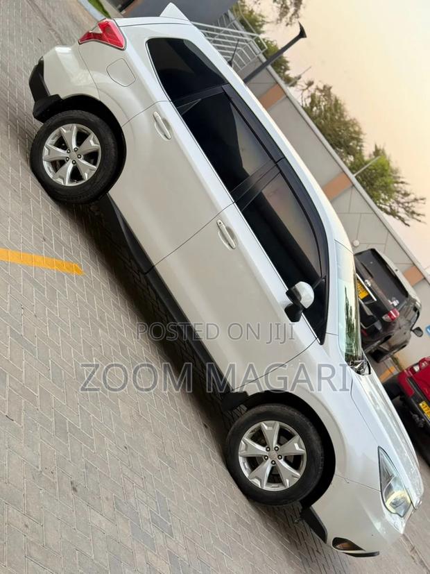 Subaru Forester 2014 Pearl