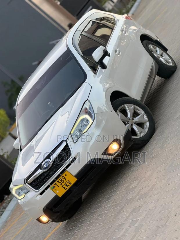 Subaru Forester 2014 Pearl