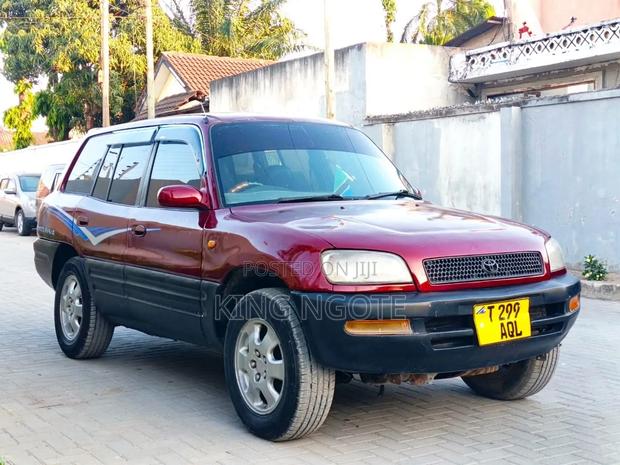Toyota RAV4 Base 4x4 1999 Maroon