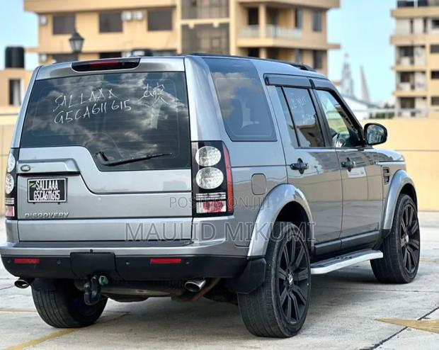 Land Rover Discovery 2016 Gray