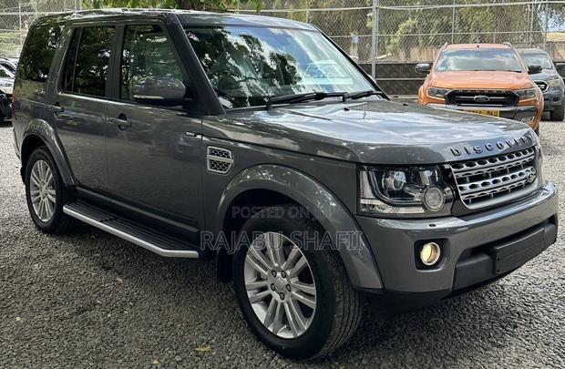 Land Rover Discovery 2016 Gray