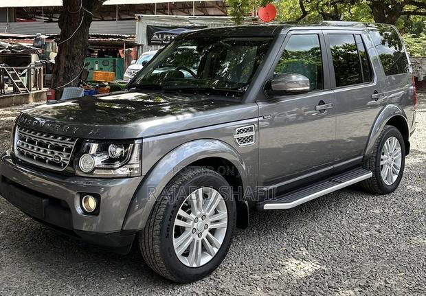Land Rover Discovery 2016 Gray