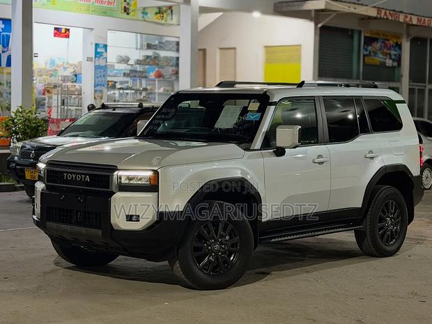 Toyota Land Cruiser Prado 2024 Ivory